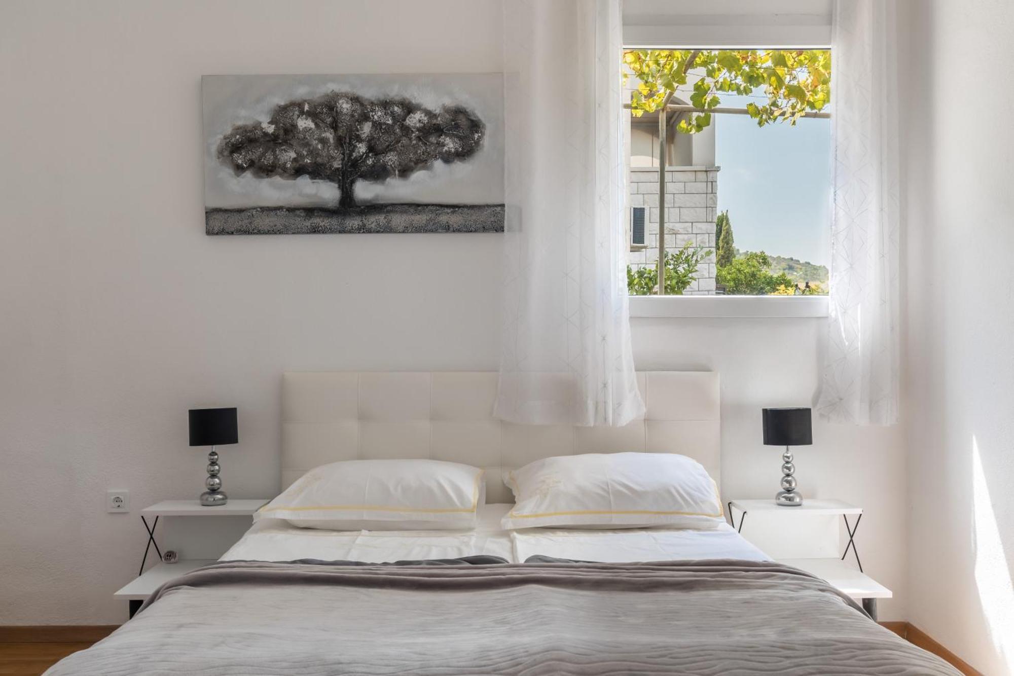 Sweet Dreams Apartment Sutivan ภายนอก รูปภาพ