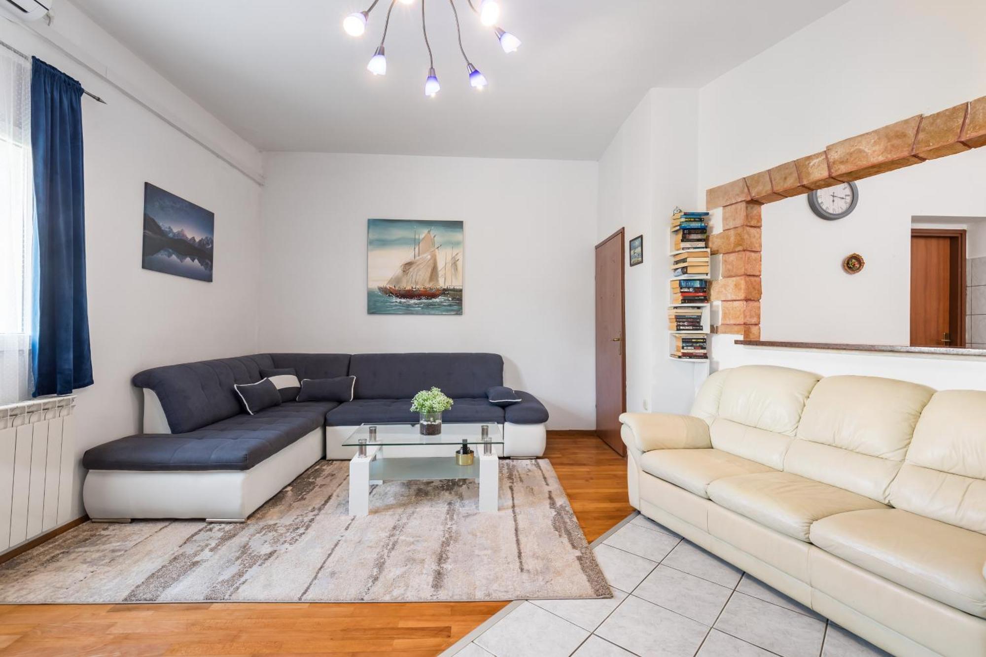 Sweet Dreams Apartment Sutivan ภายนอก รูปภาพ